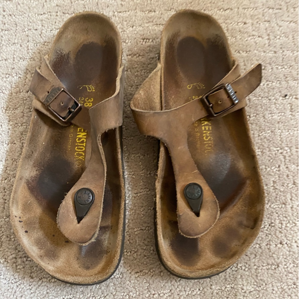 Birkenstock Gizeh tobacco leather sandals
